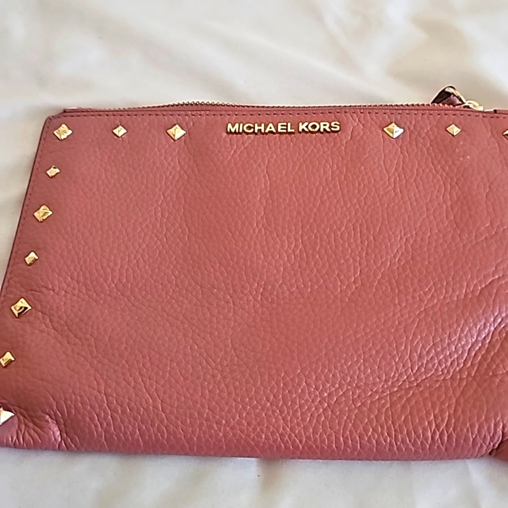 Michael Kors wristlet